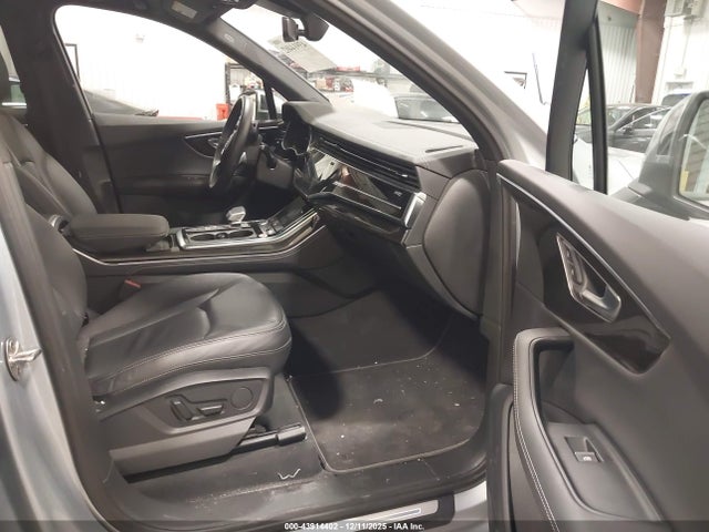 2025 AUDI Q7 WA1LVBF77SD015065 Photo 4