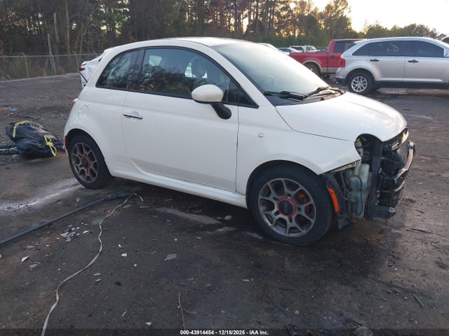 2015 FIAT 500 3C3CFFBR0FT576150 Photo 0