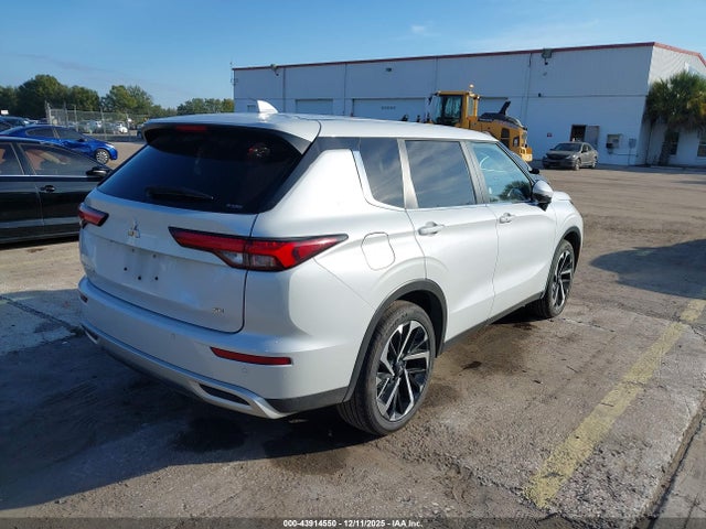 2024 MITSUBISHI OUTLANDER JA4J4VA88RZ038329 Photo 3