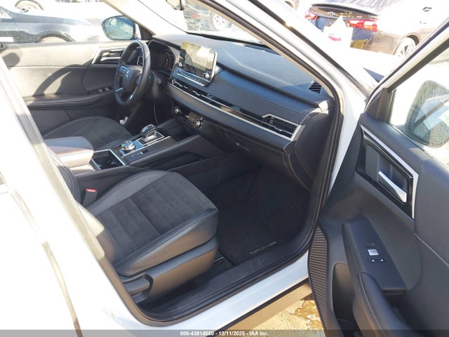 2024 MITSUBISHI OUTLANDER JA4J4VA88RZ038329 Photo 4
