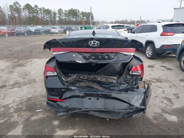 43914556 :رقم المزاد ، 5NPLS4AG9NH085327 vin ، 2022 Hyundai Elantra Sel مزاد بيع