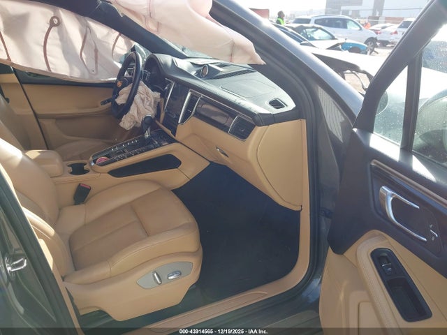 2018 PORSCHE MACAN WP1AA2A51JLB15423 Photo 4
