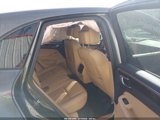 2018 PORSCHE MACAN WP1AA2A51JLB15423 Photo 7