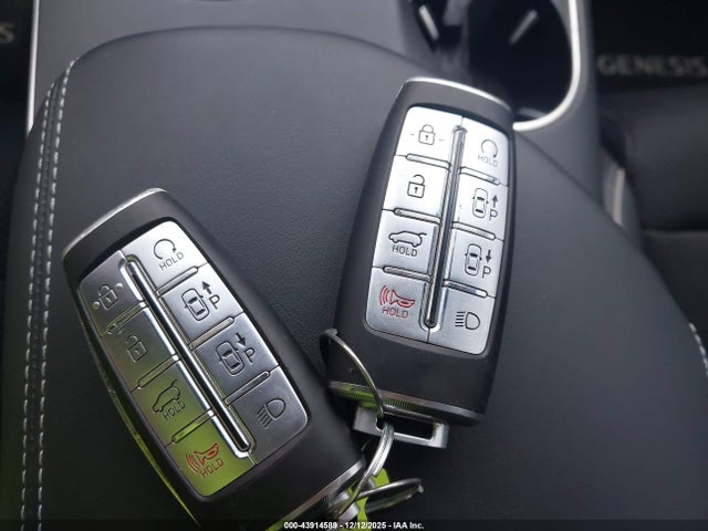 2023 GENESIS GV70 KMUMADTB1PU117718 Photo 10