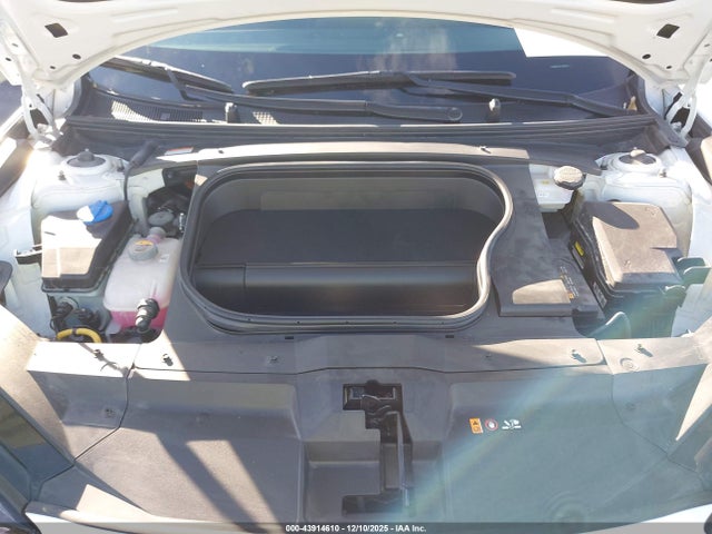 2025 HYUNDAI IONIQ 6 KMHM34AA1SA082837 Photo 9