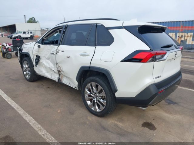 2019 TOYOTA RAV4 JTMY1RFV2KJ015667 Photo 2