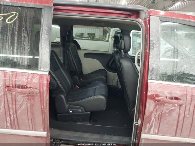 Продажа на аукционе авто 2014 Chrysler Town & Country Touring, vin: 2C4RC1BG6ER243114, номер лота: 43914650