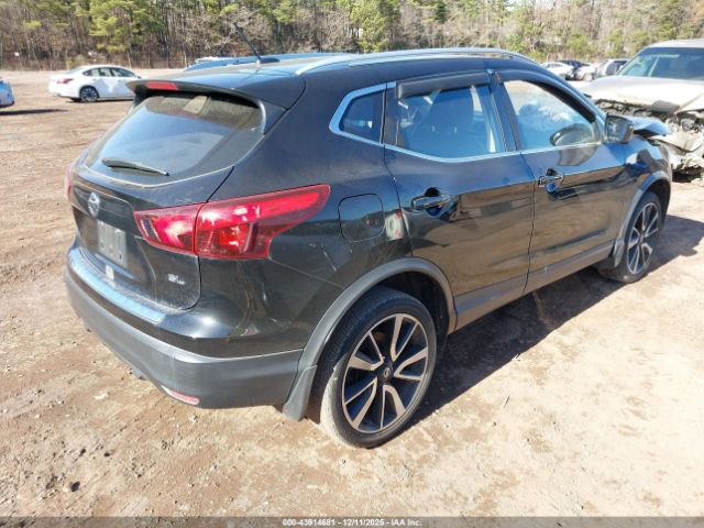 2017 NISSAN ROGUE SPORT JN1BJ1CP4HW025399 Photo 3