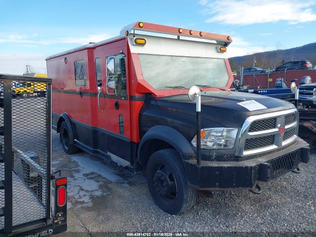 43914702 :رقم المزاد ، 3C7WRMAL8EG172850 vin ، 2014 Ram 5500 Chassis Tradesman/slt مزاد بيع