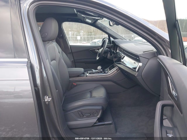 2023 AUDI Q7 WA1LCBF7XPD023125 Photo 4