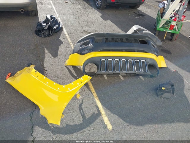 Jeep Renegade Latitude 2015 ZACCJABT1FPC14151 Image 12