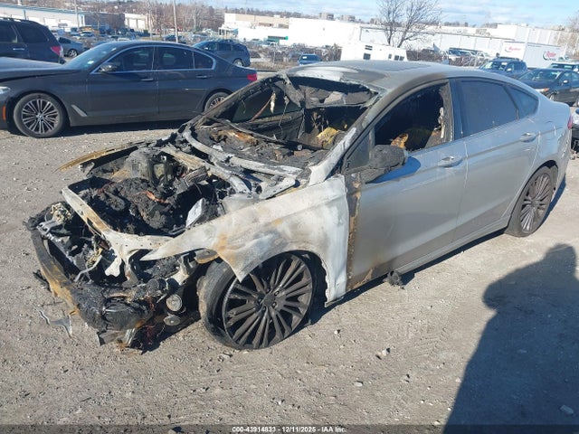 Ford FUSION SE 2019 3FA6P0HD0KR212905 Image 2