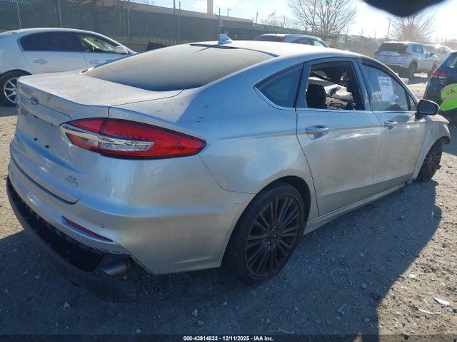 Ford FUSION SE 2019 3FA6P0HD0KR212905 Image 4