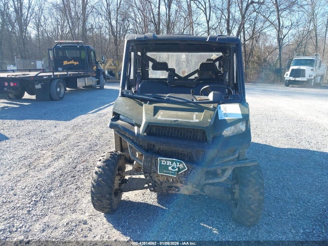 3NSRUA57XFG496130 Polaris Ranger Crew 570 Full-size