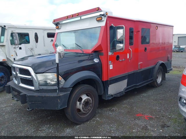3C7WRMAL8EG137676 RAM 5500 Chassis Tradesman/slt