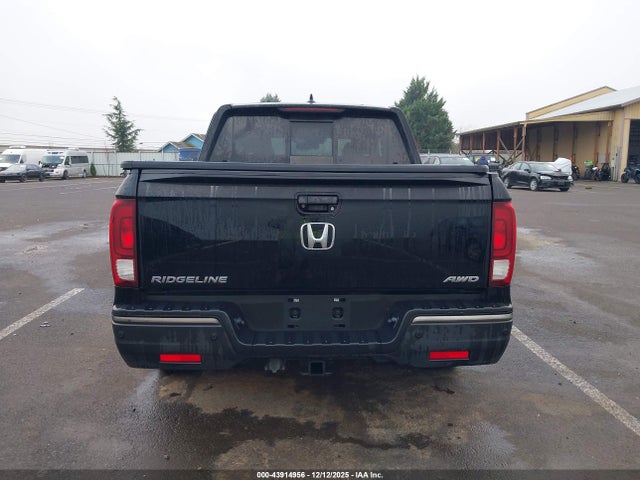 5FPYK3F85JB000971 Honda Ridgeline Black Edition