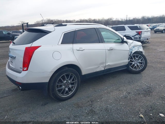 2016 CADILLAC SRX 3GYFNCE38GS510559 Photo 3