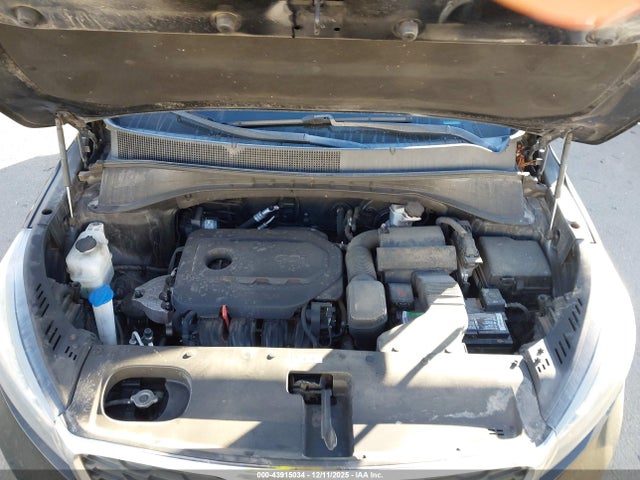 5XYPG4A37KG518758 KIA Sorento 2.4l Lx