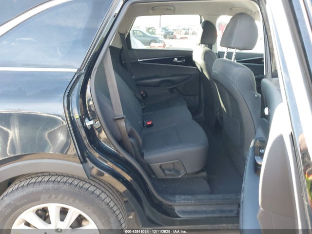 5XYPG4A37KG518758 KIA Sorento 2.4l Lx