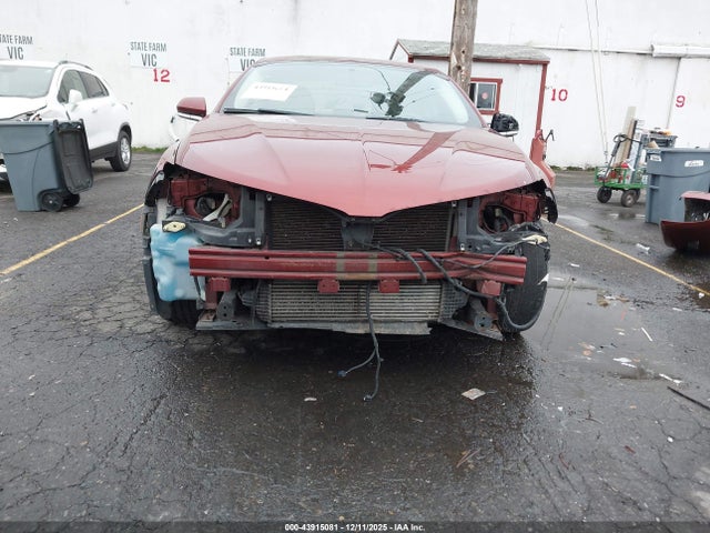 3LN6L2G95ER801589 Lincoln MKZ