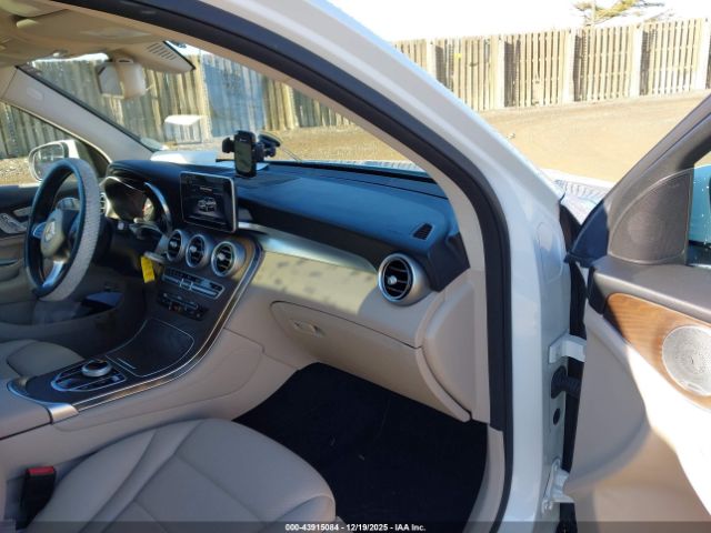 2019 MERCEDES-BENZ GLC 350E WDC0G5EB2KF544917 Photo 4