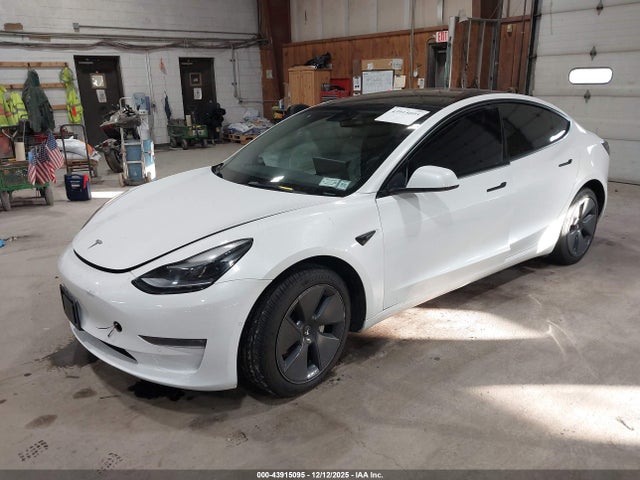 2022 TESLA MODEL 3 5YJ3E1EB5NF198307 Photo 1