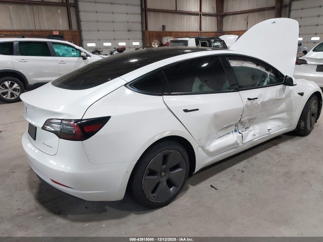 2022 TESLA MODEL 3 5YJ3E1EB5NF198307 Photo 3