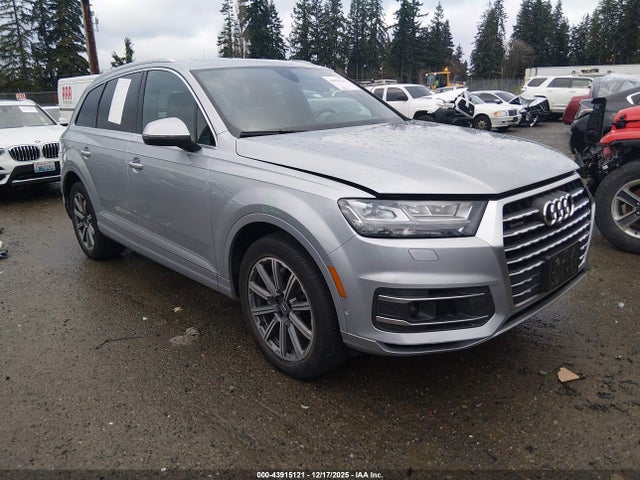 2019 AUDI Q7 WA1LAAF72KD008529 Photo 0