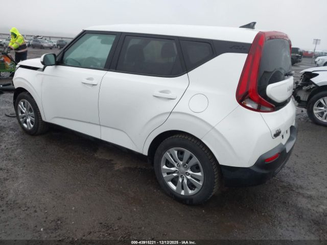 2022 KIA SOUL KNDJ23AU7N7798108 Photo 2