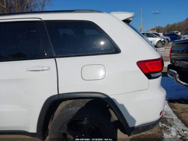 2019 JEEP GRAND CHEROKEE 1C4RJFAG6KC620114 Photo 2