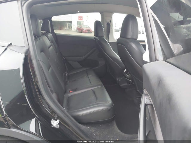 2023 TESLA MODEL Y 7SAYGDEE8PA101552 Photo 7