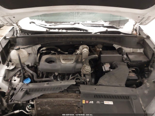 KM8J3CA26HU276969 Hyundai Tucson Sport