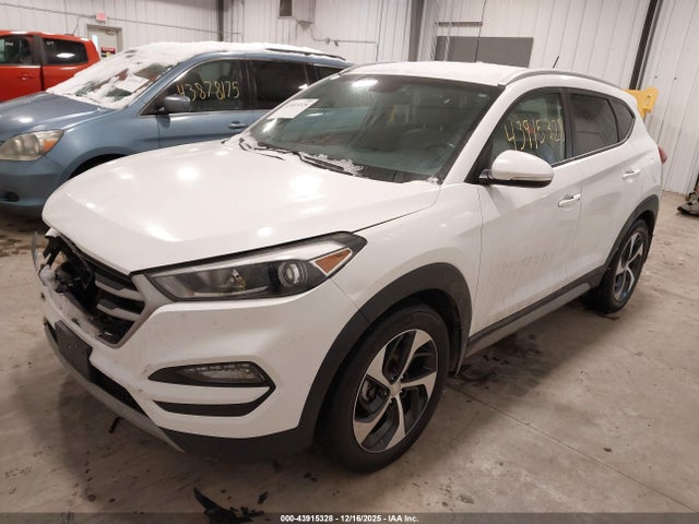 KM8J3CA26HU276969 Hyundai Tucson Sport