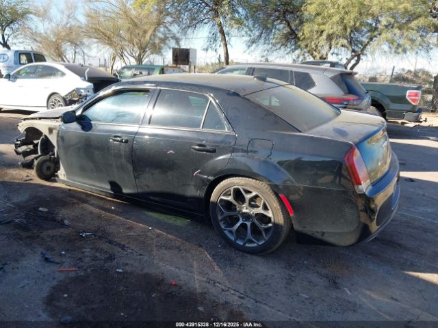 2018 CHRYSLER 300 2C3CCAAG0JH253746 Photo 2