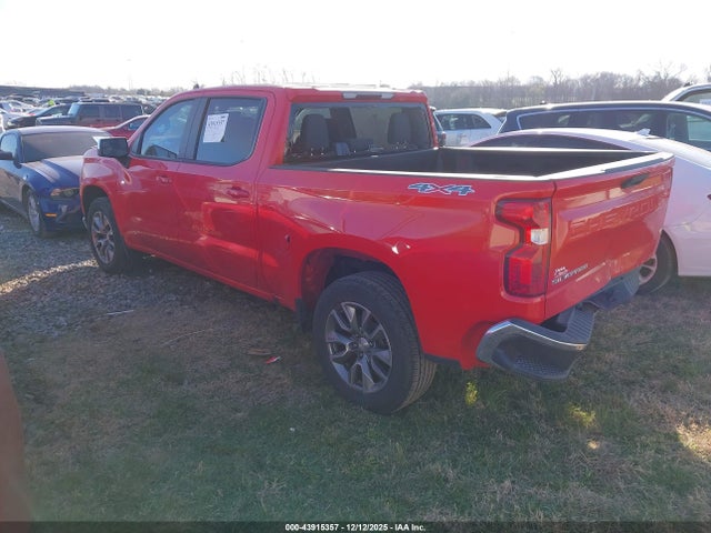 2020 CHEVROLET SILVERADO 1500 1GCUYDED4LZ168690 Photo 2