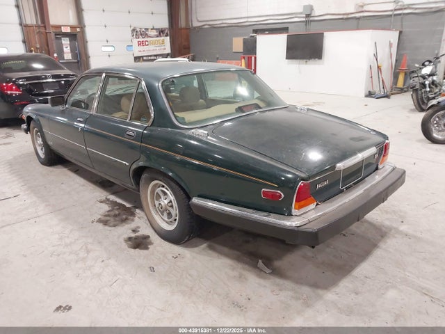 1986 JAGUAR XJ6 SAJAV1348GC459734 Photo 2