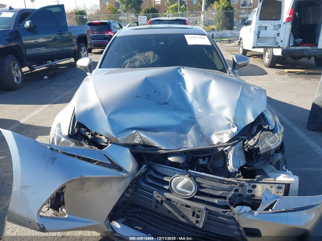 Lexus IS 300 2020 JTHAA1D20L5108921 Image 11
