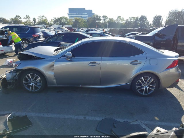 Lexus IS 300 2020 JTHAA1D20L5108921 Image 13