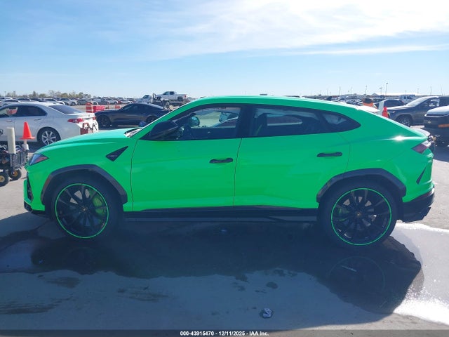 Продажа на аукционе авто 2022 Lamborghini Urus Graphite Capsule/pearl Capsule, vin: ZPBUA1ZL8NLA19363, номер лота: 43915470