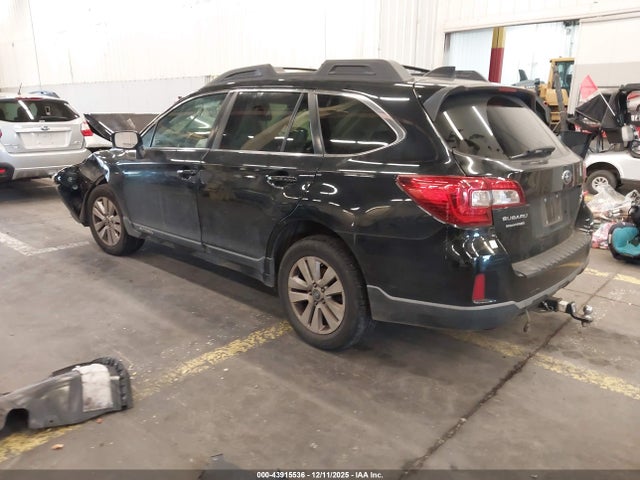 Subaru Outback 2.5i Premium 2016 4S4BSAFC4G3345241 Image 3