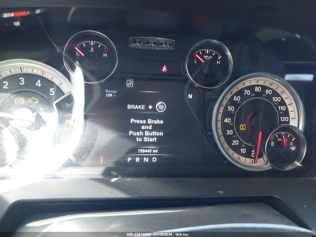 43915566 :رقم المزاد ، 3C6UR5FL6JG334172 vin ، 2018 Ram 2500 Laramie  4x4 6'4 Box مزاد بيع