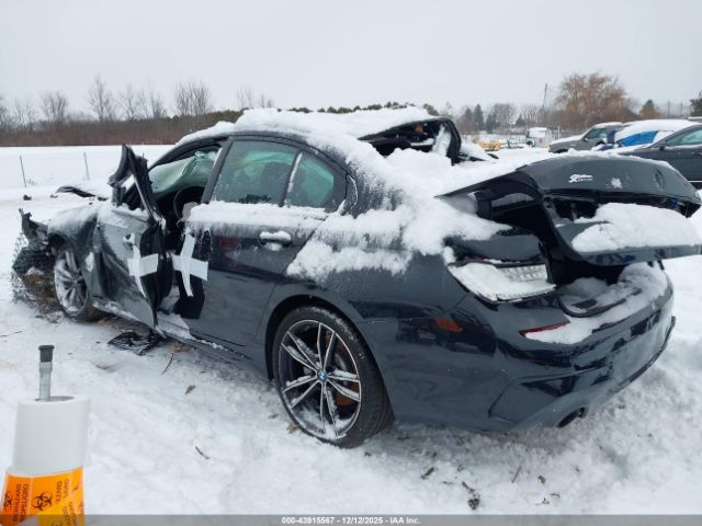 2022 BMW 330I 3MW5R7J00N8C46480 Photo 2