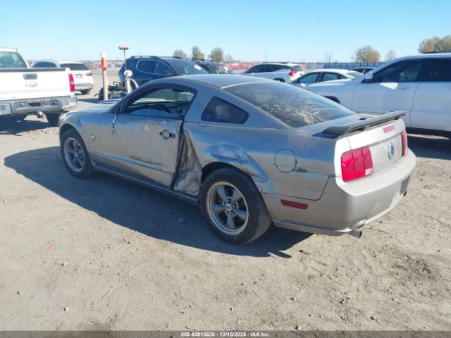 2009 FORD MUSTANG 1ZVHT82H895105605 Photo 2