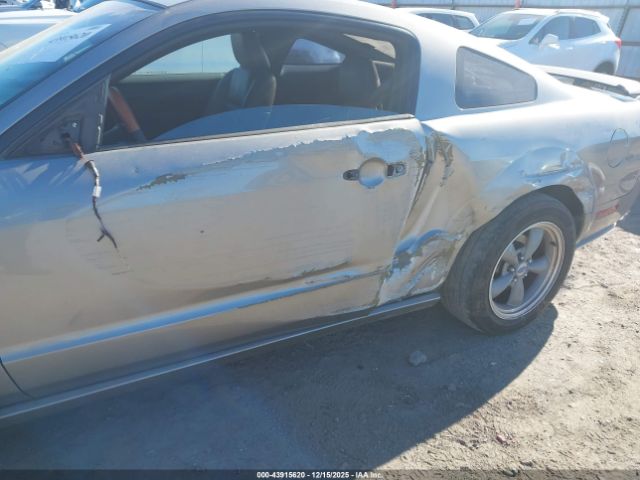 2009 FORD MUSTANG 1ZVHT82H895105605 Photo 5