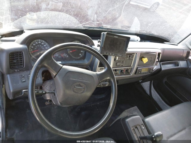 5PVNV8JR9L5S51447 Hino 268/338