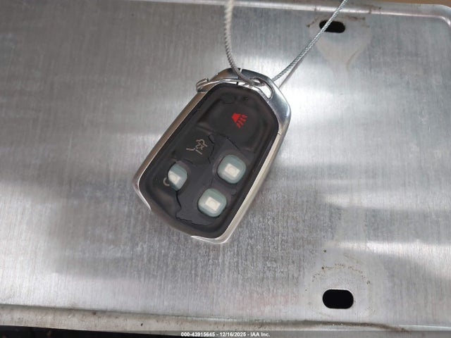 2017 CADILLAC XT5 1GYKNERS9HZ145325 Photo 10