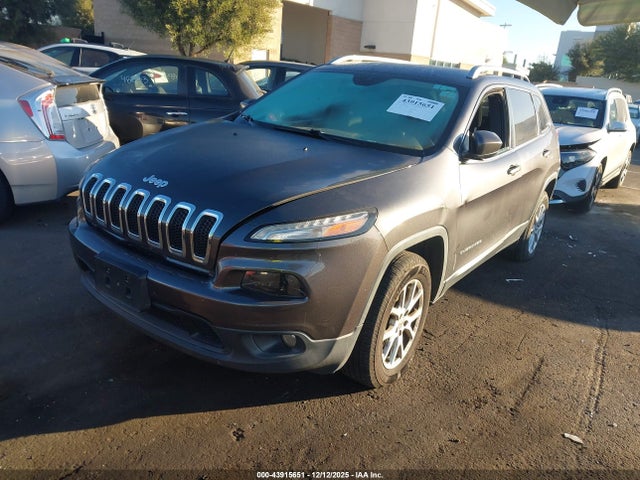 Jeep Cherokee Latitude 2016 1C4PJMCB8GW311098 Image 2