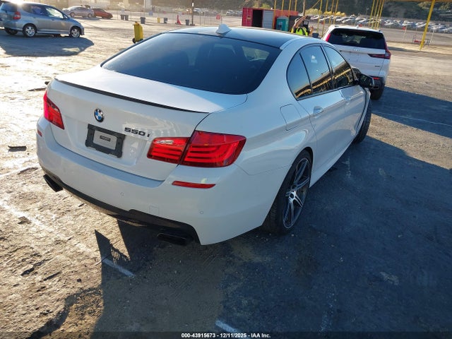 2013 BMW 550I WBAFR9C56DD227281 Photo 3
