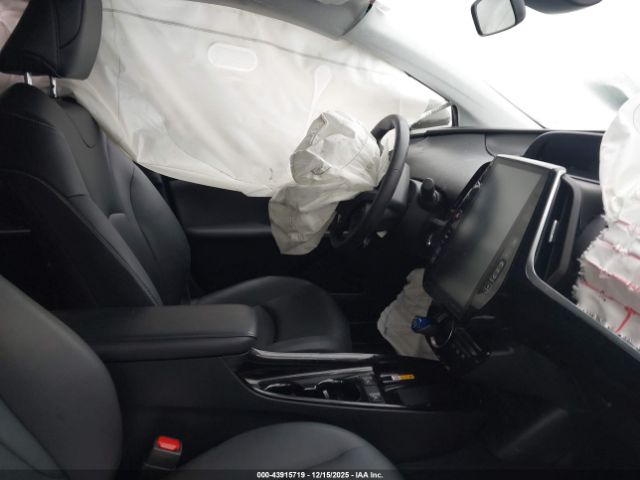2020 TOYOTA PRIUS PRIME JTDKARFP5L3140515 Photo 4