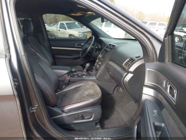 2019 FORD EXPLORER 1FM5K7D8XKGA03938 Photo 4